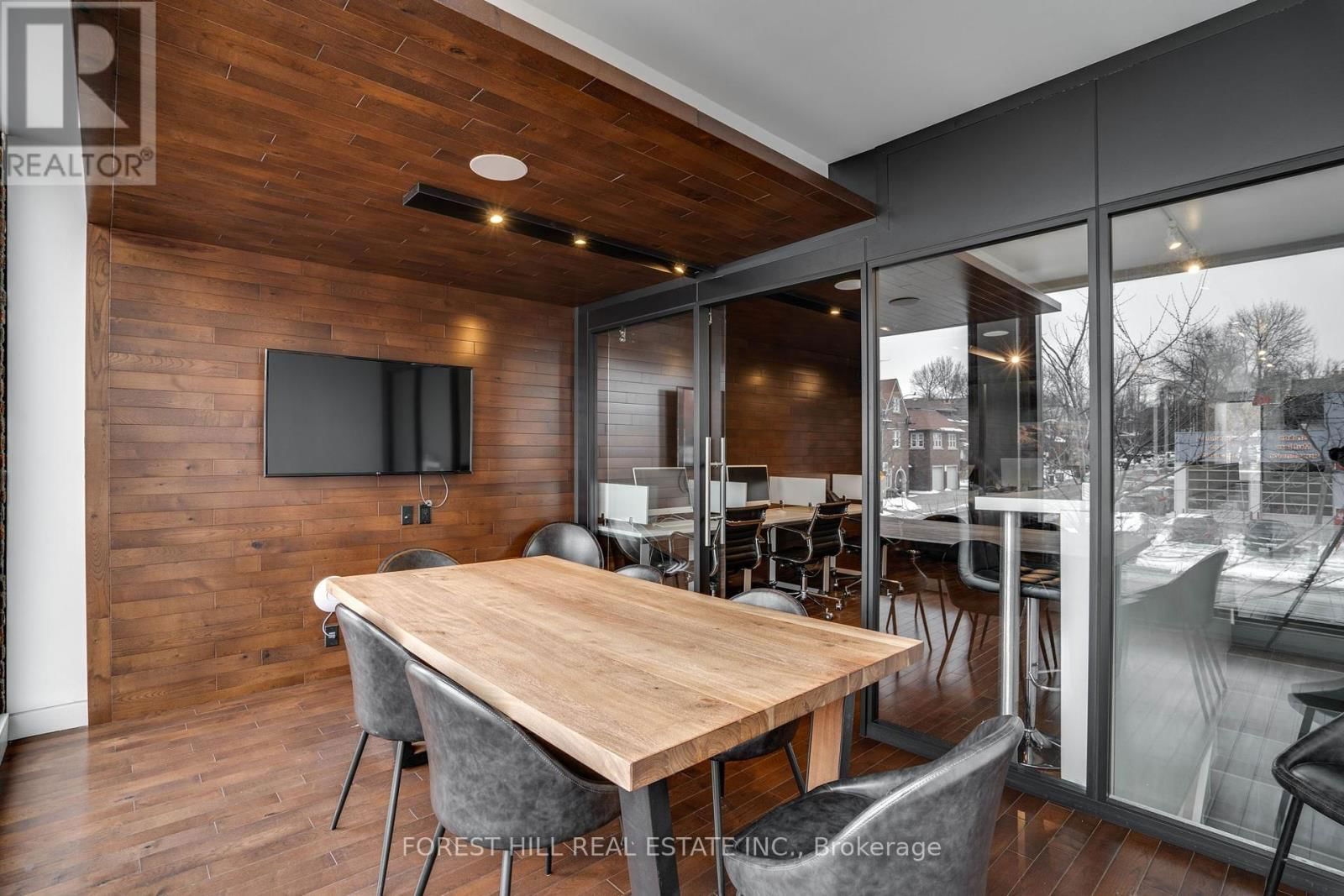 659 ST CLAIR AVENUE WEST Image 23