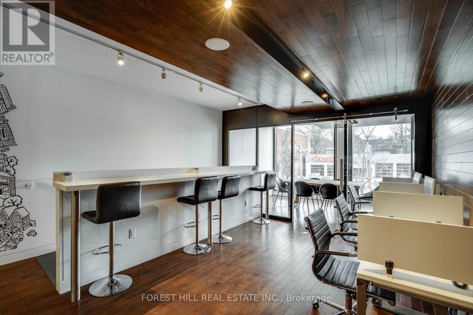 659 ST CLAIR AVENUE WEST Image 25