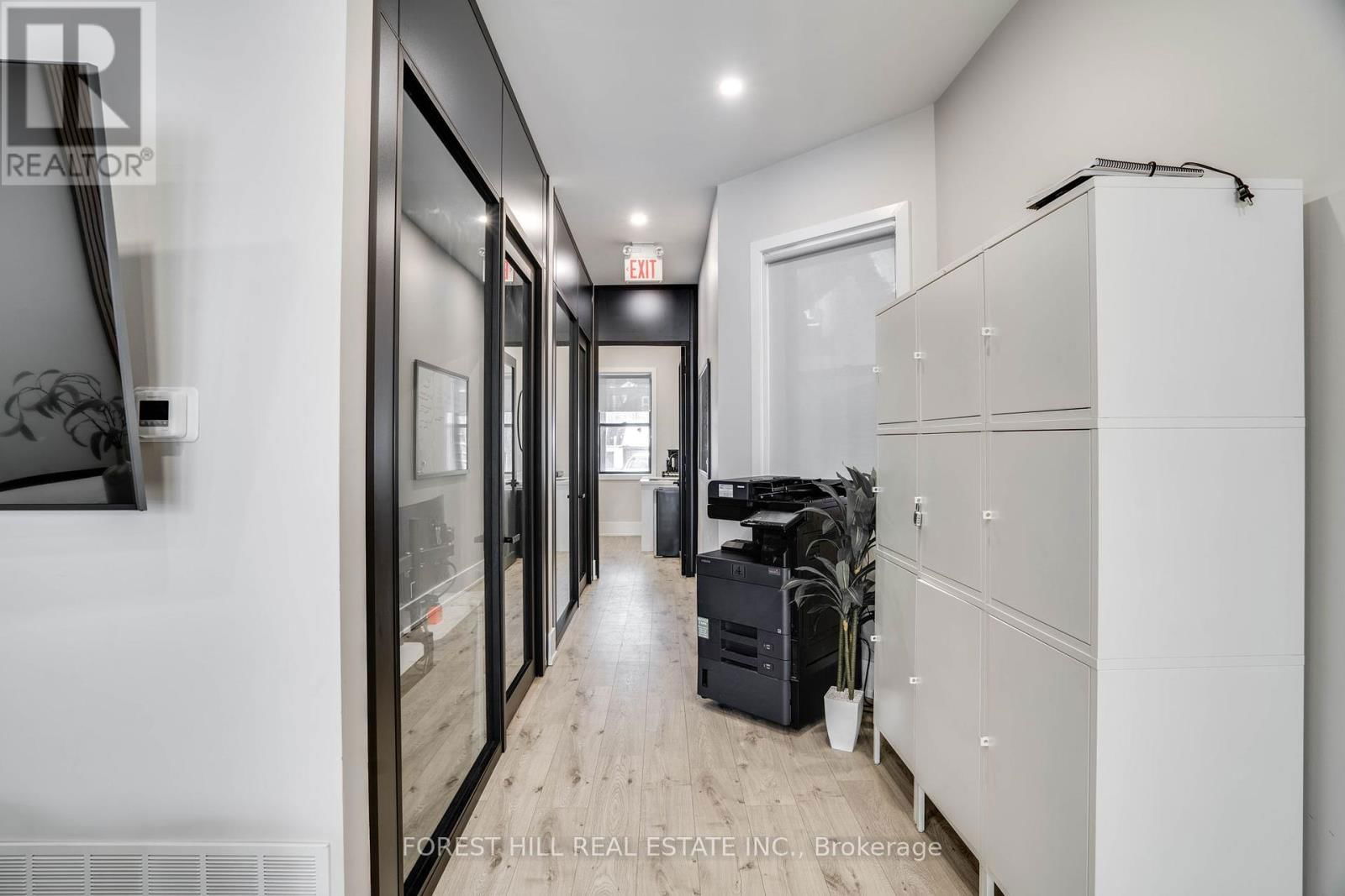 659 ST CLAIR AVENUE WEST Image 4