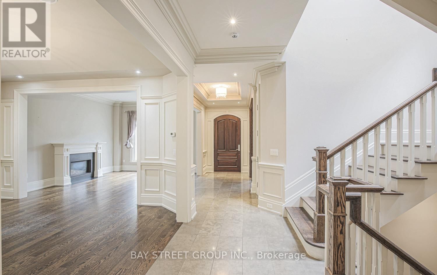 500 DELORAINE AVENUE Image 15