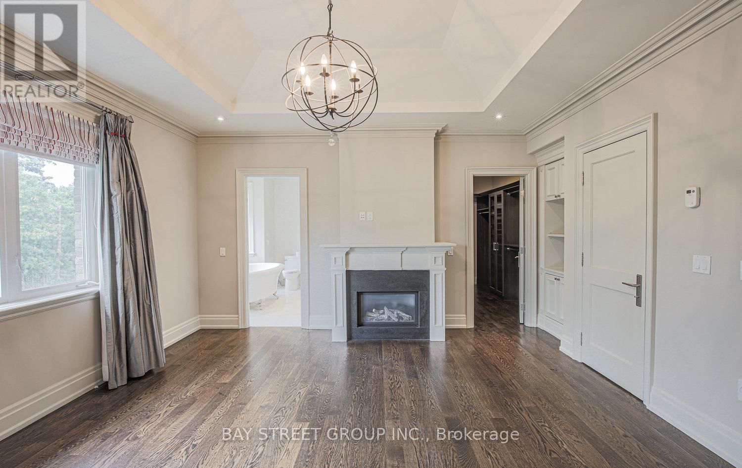 500 DELORAINE AVENUE Image 21