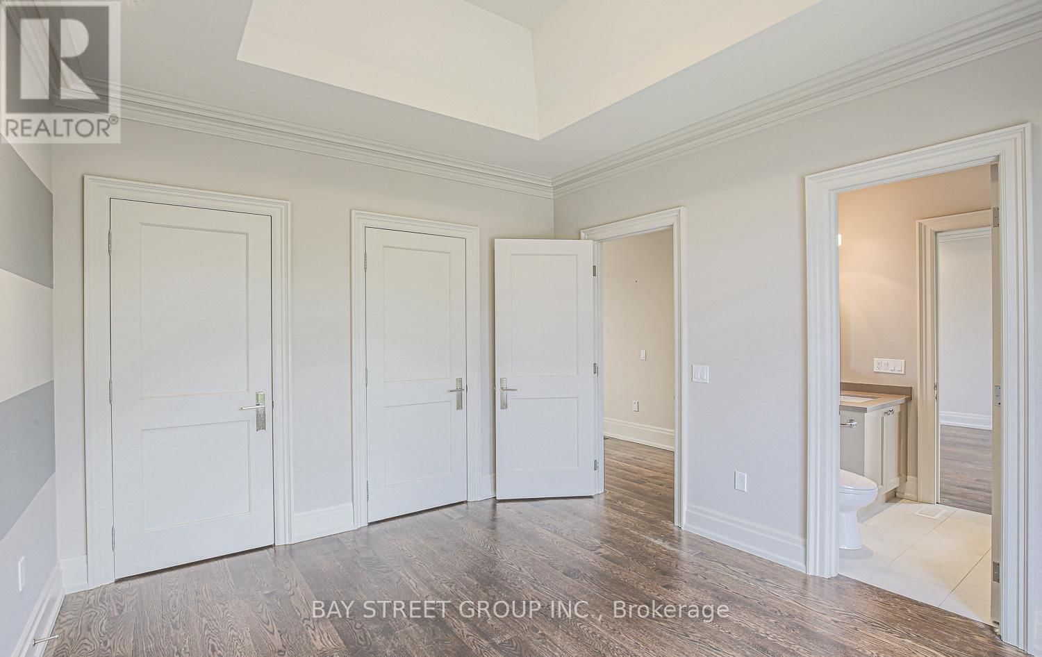 500 DELORAINE AVENUE Image 34