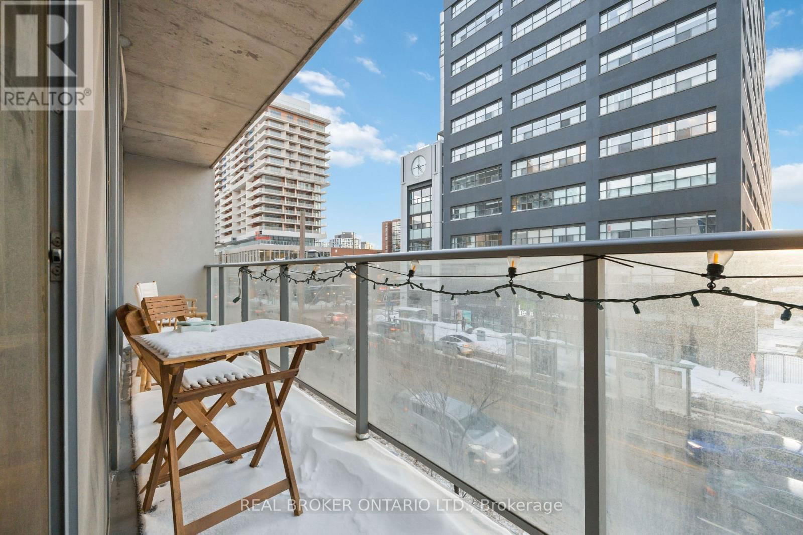 222 - 95 BATHURST STREET Image 26