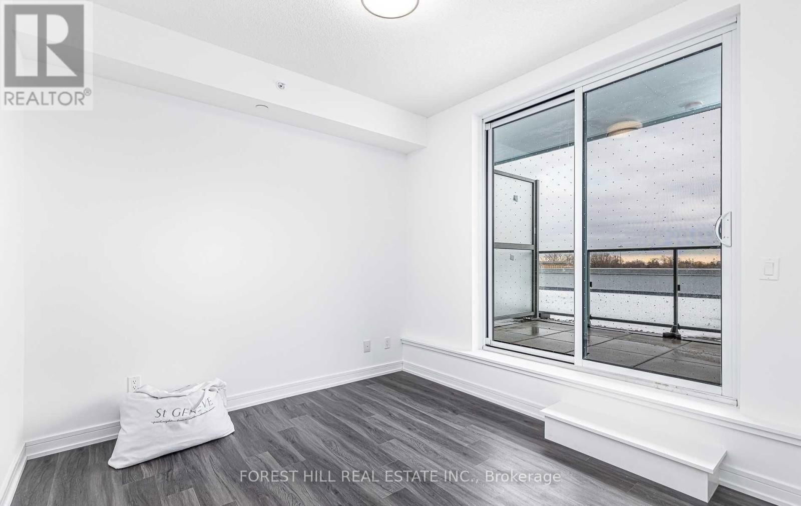 505 - 621 SHEPPARD AVENUE EAST Image 6