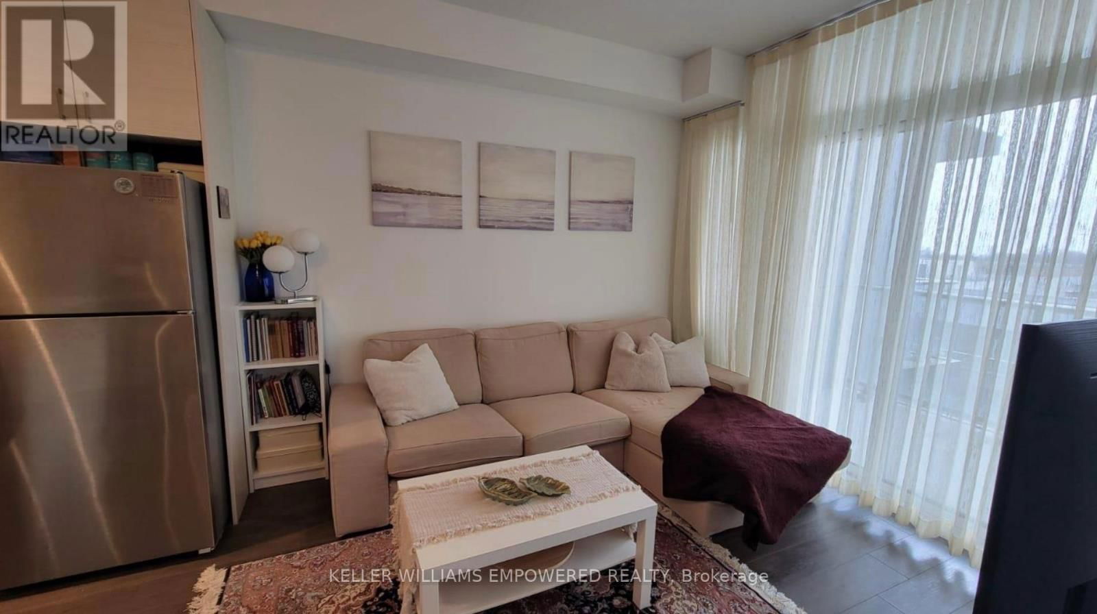 635 - 621 SHEPPARD AVENUE EAST Image 12