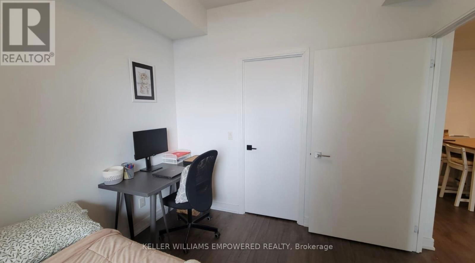 635 - 621 SHEPPARD AVENUE EAST Image 14
