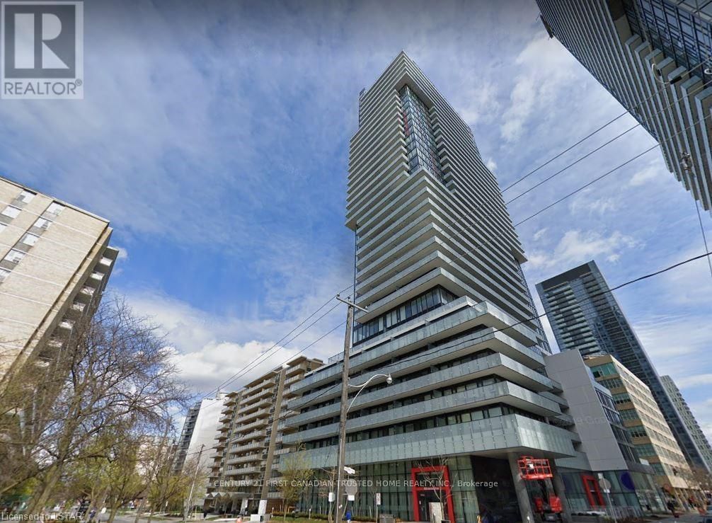 3411 - 185 ROEHAMPTON AVENUE Image 1