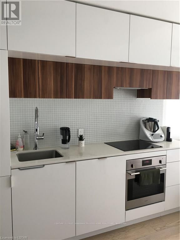 3411 - 185 ROEHAMPTON AVENUE Image 6