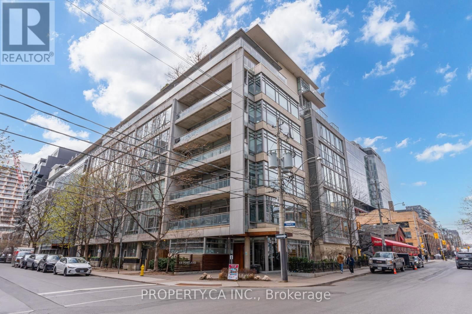 210 - 66 PORTLAND STREET Image 21