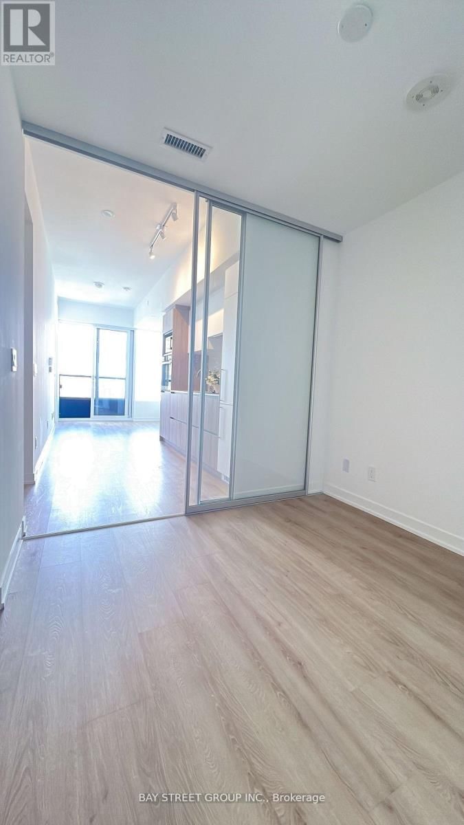 2608 - 319 JARVIS STREET Image 19