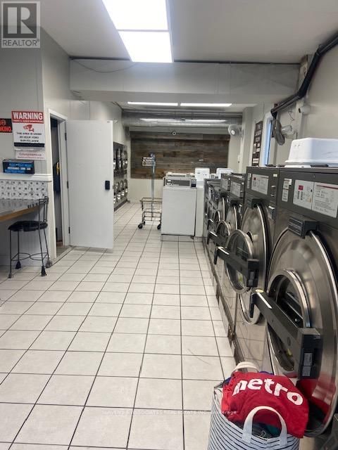 318 HARBORD STREET Image 12