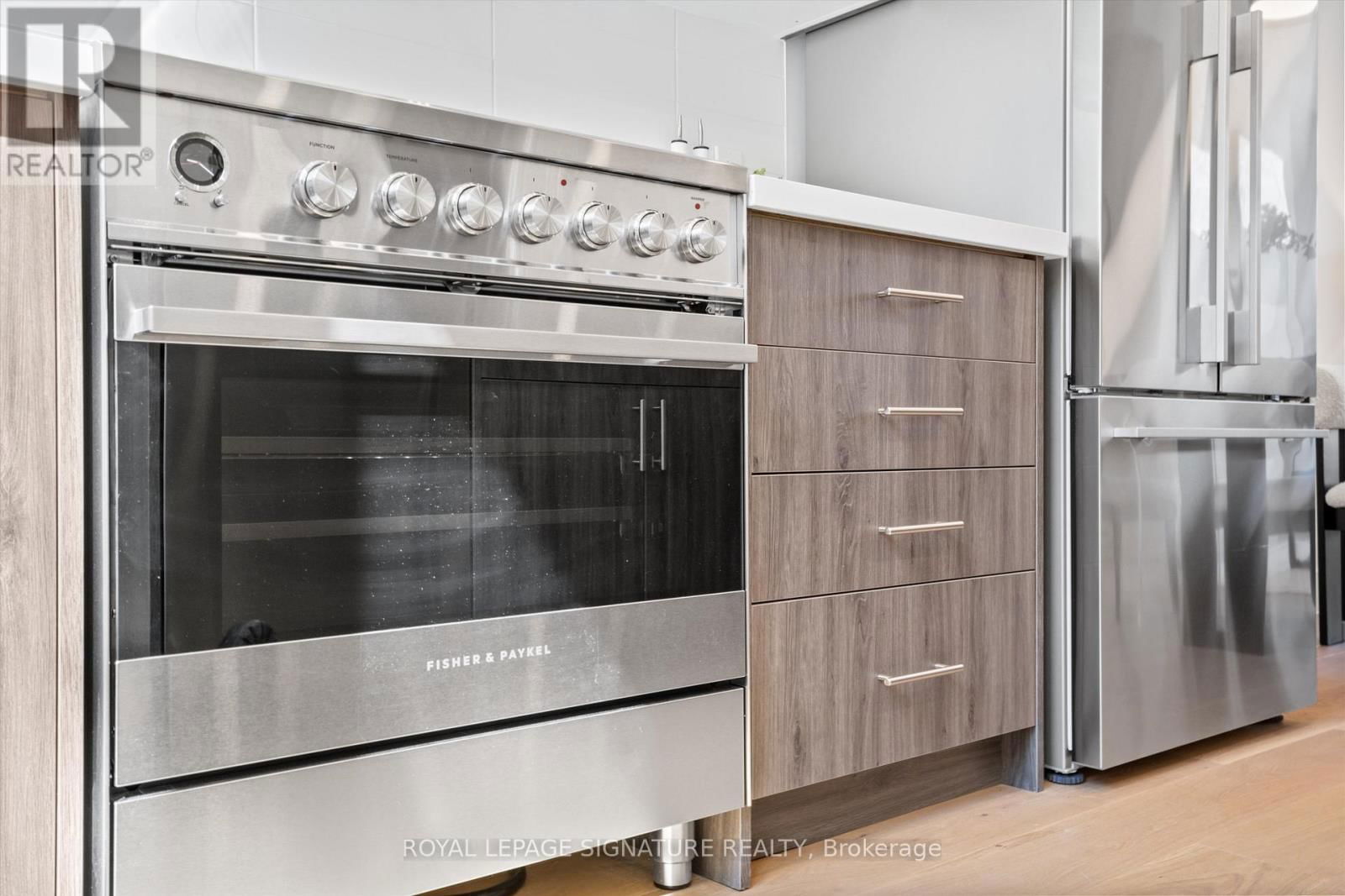 1 HEYDON PARK ROAD Image 10
