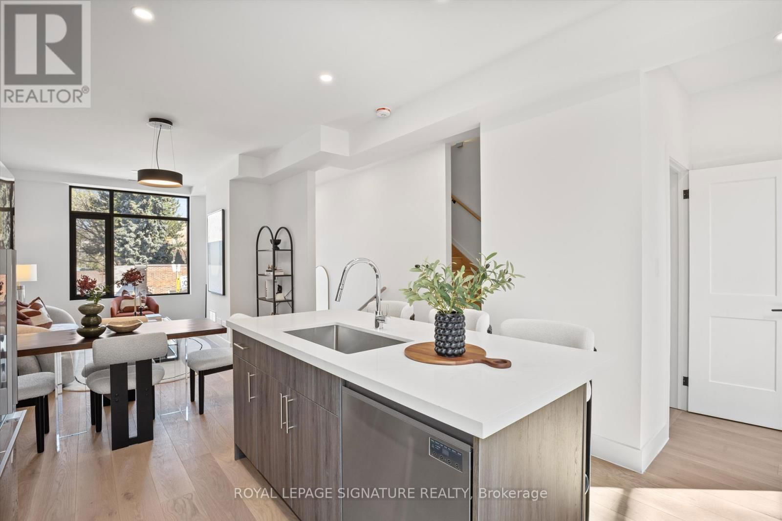1 HEYDON PARK ROAD Image 8