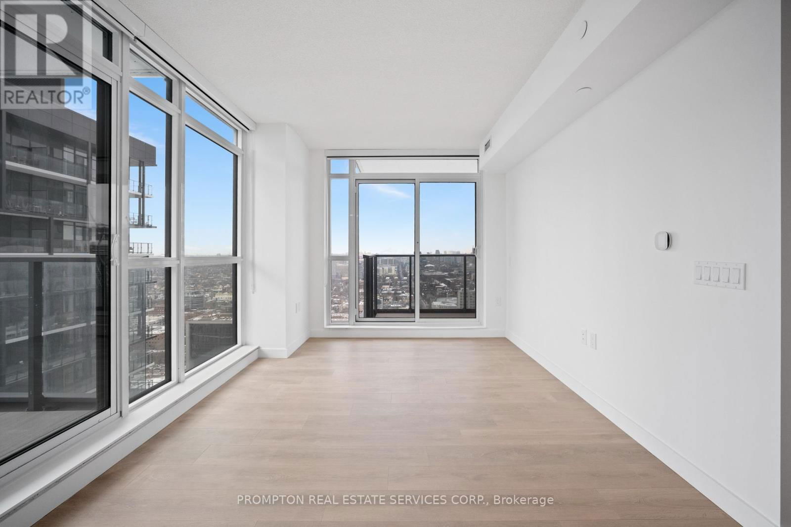 2611 - 38 WIDMER STREET Image 16