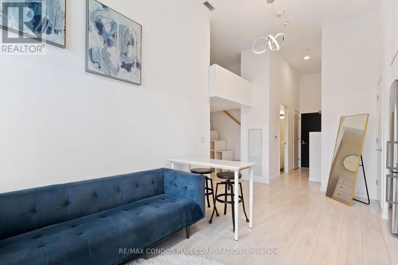606 - 18 MAITLAND TERRACE Image 4