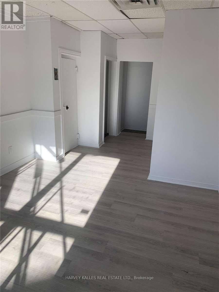 Main #2 - 881 ST CLAIR AVENUE WEST Image 4