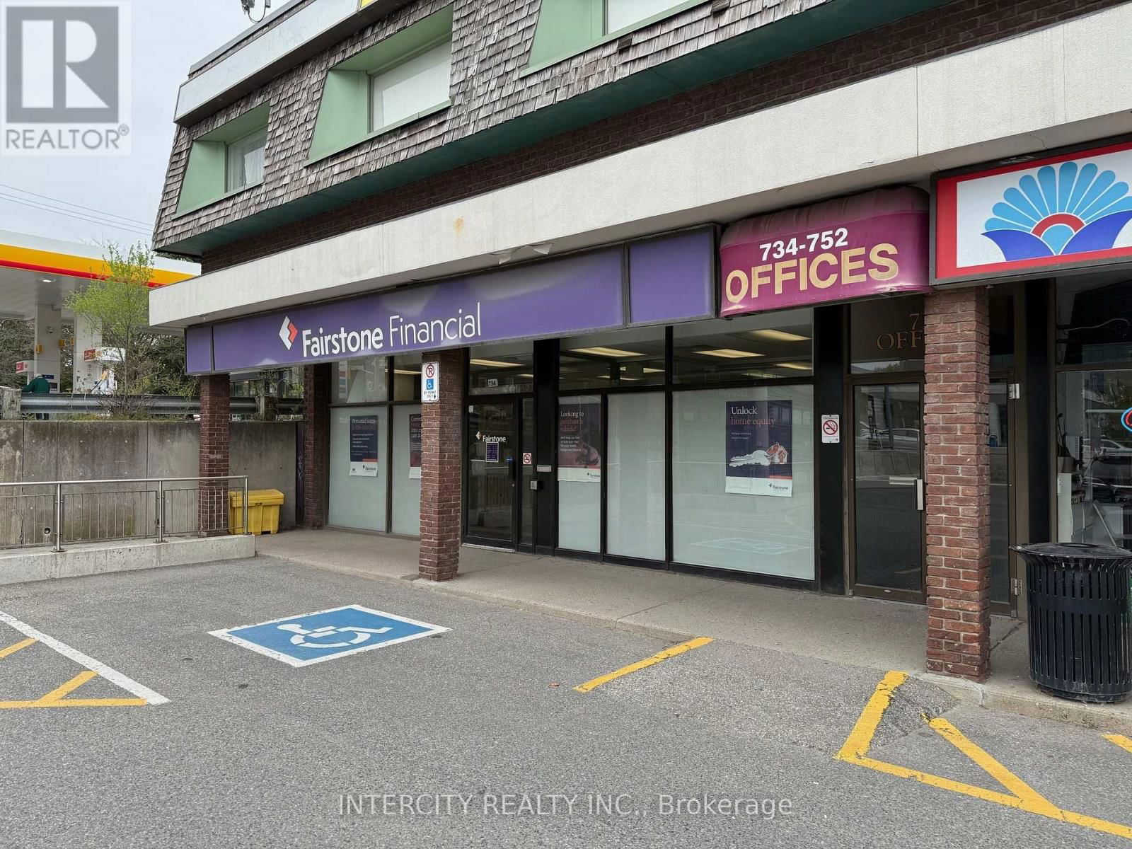 200 - 738 SHEPPARD AVENUE EAST Image 5