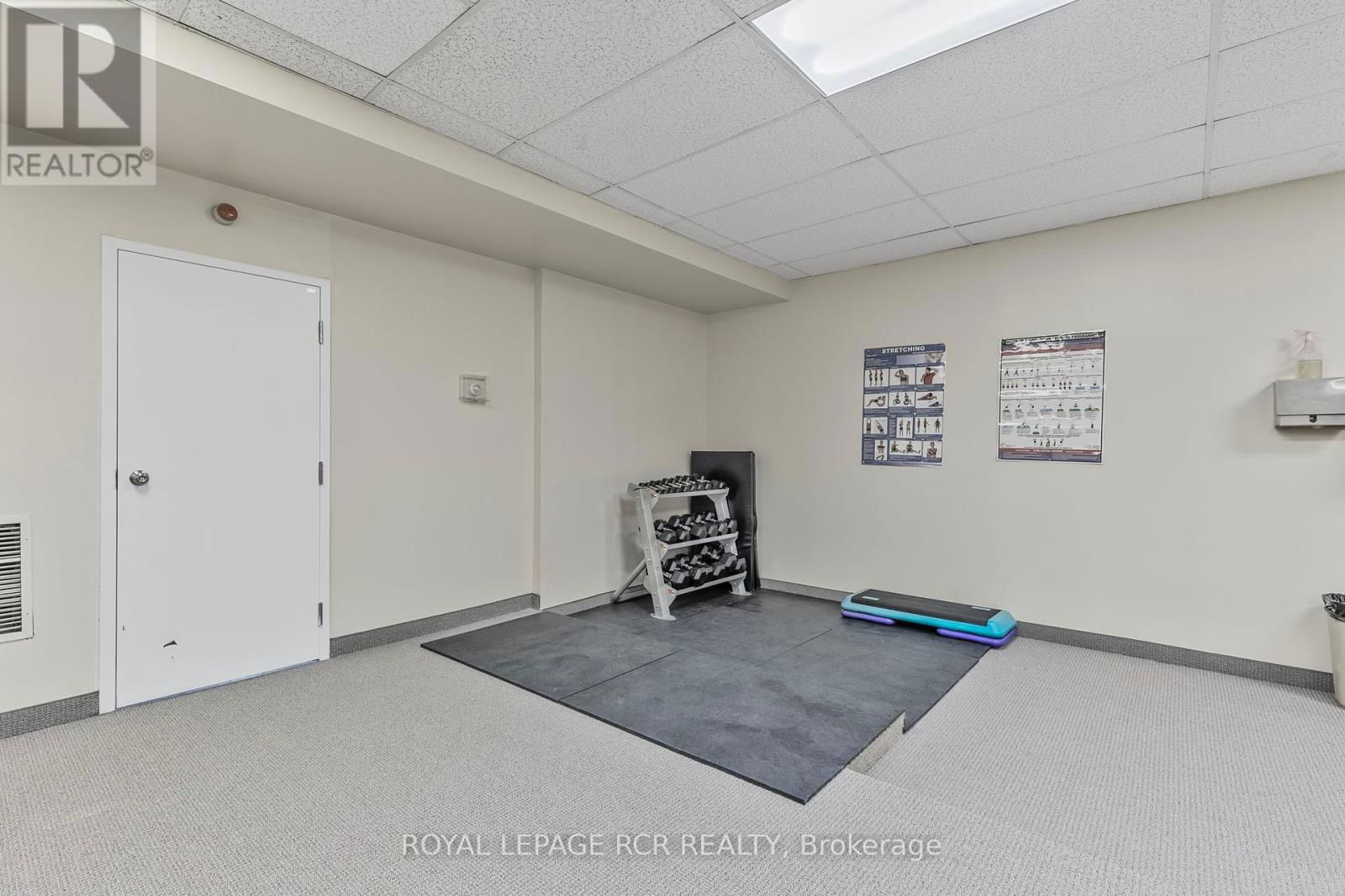 521 - 10 GATEWAY BOULEVARD Image 39