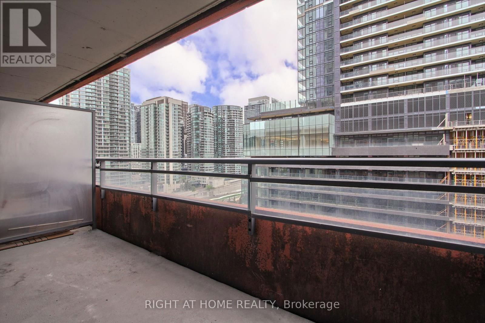 1115 - 4K SPADINA AVENUE Image 15