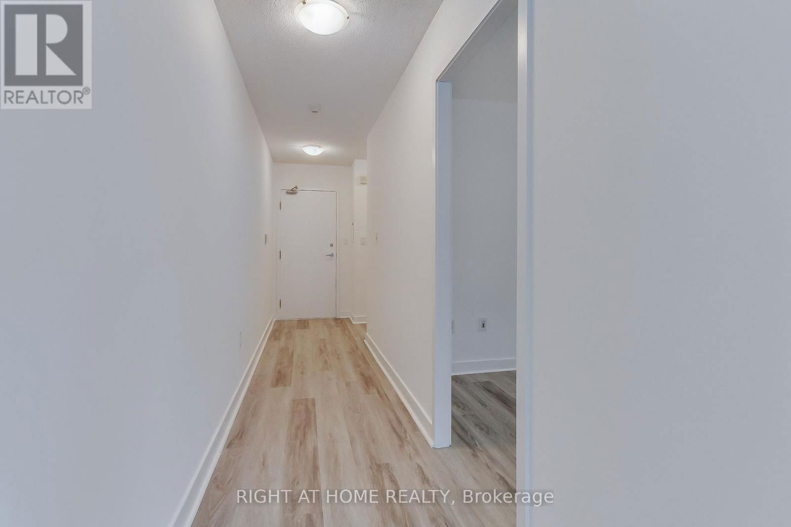 1115 - 4K SPADINA AVENUE Image 25