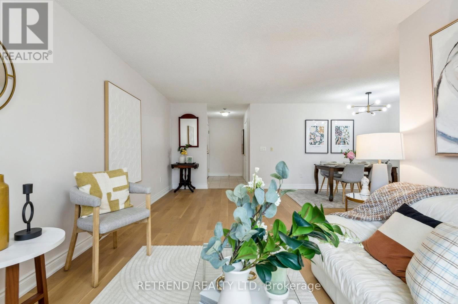 602 - 880 GRANDVIEW WAY Image 10