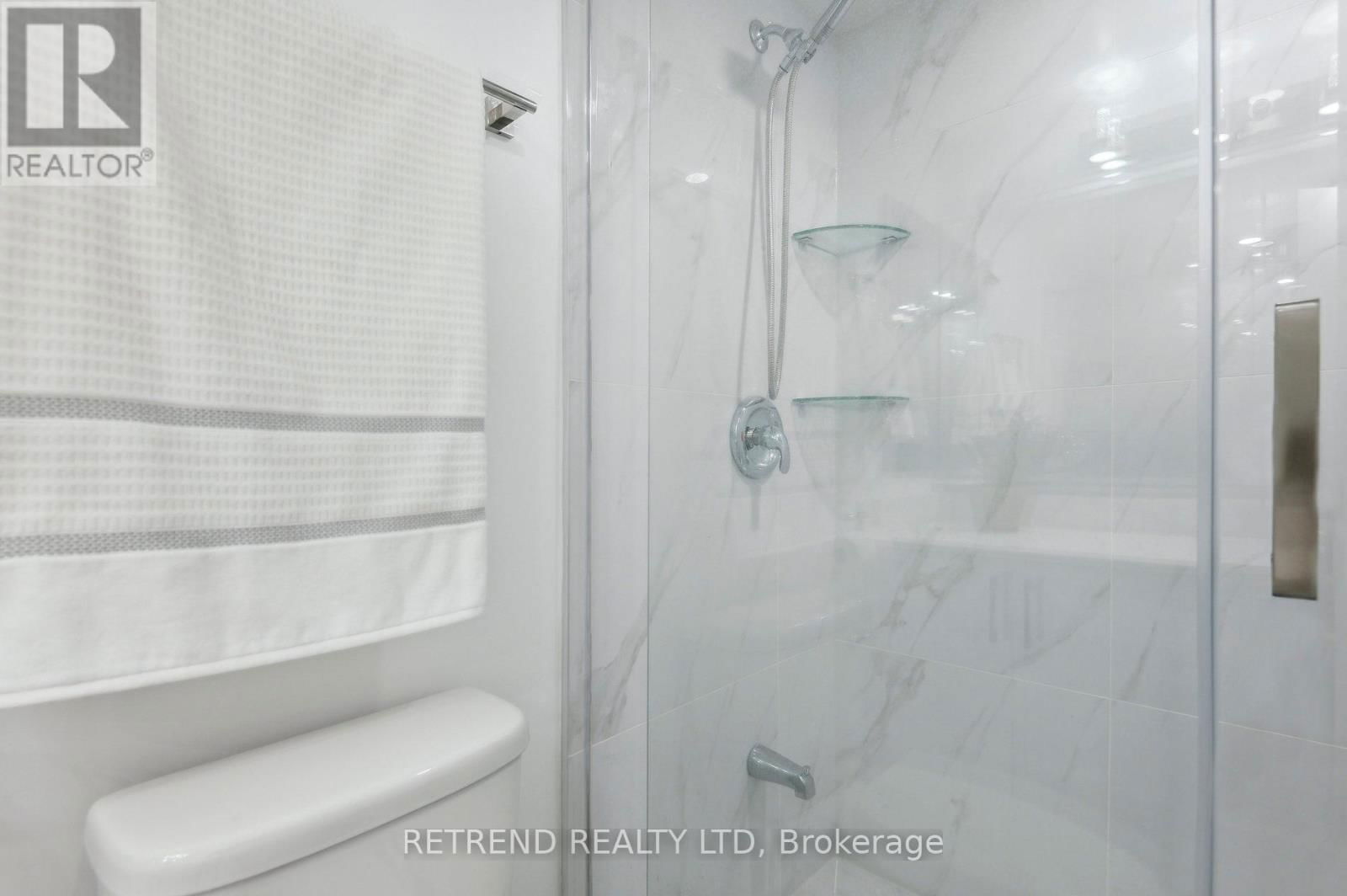 602 - 880 GRANDVIEW WAY Image 28