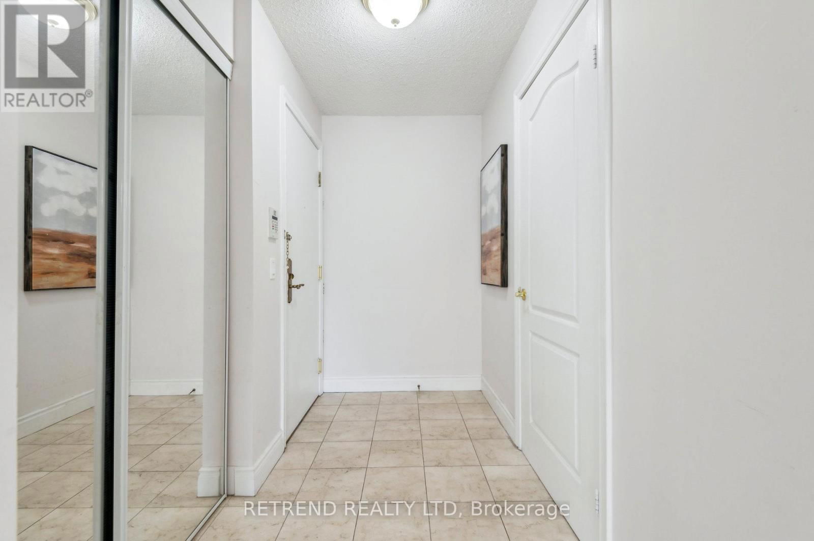602 - 880 GRANDVIEW WAY Image 5