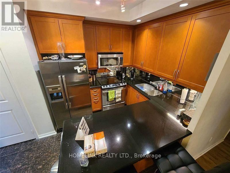 608 - 21 GRAND MAGAZINE STREET Image 8