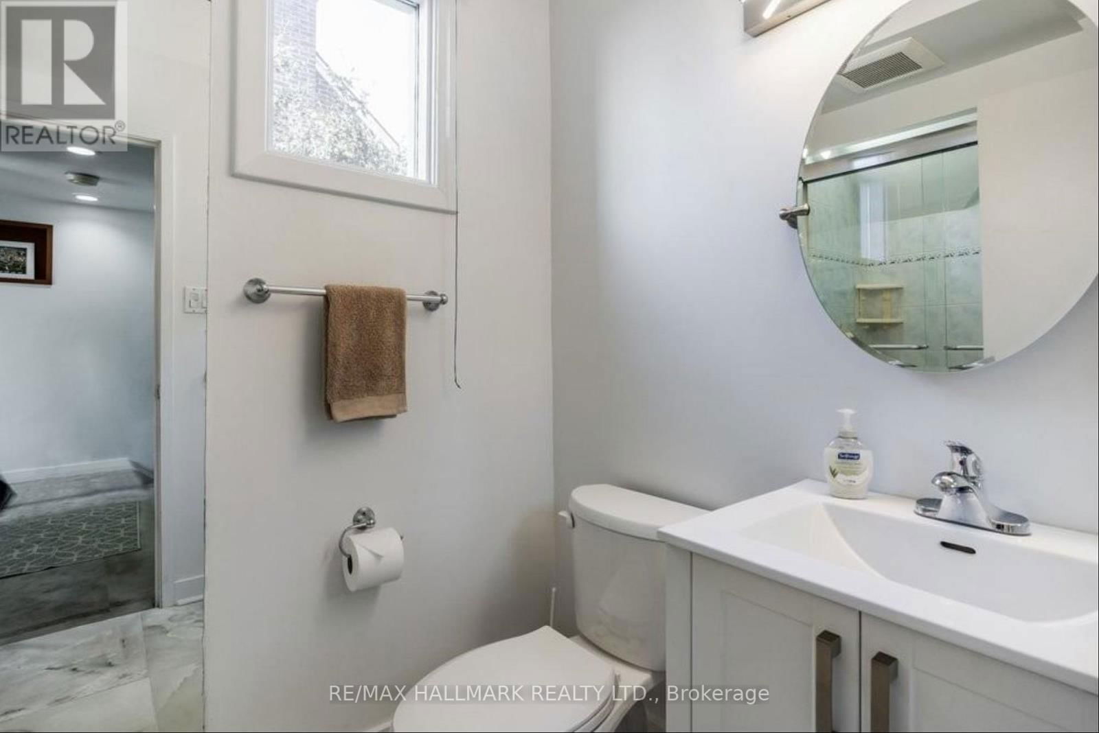 20 OWEN BOULEVARD Image 17