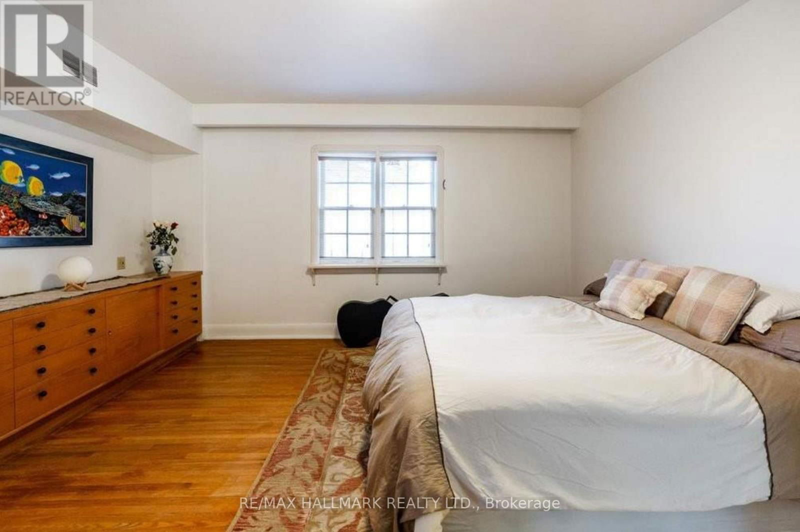 20 OWEN BOULEVARD Image 18