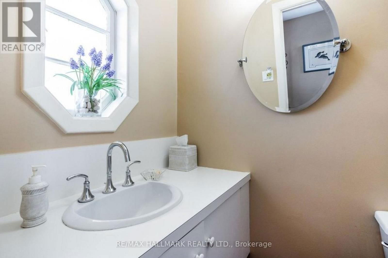 20 OWEN BOULEVARD Image 19