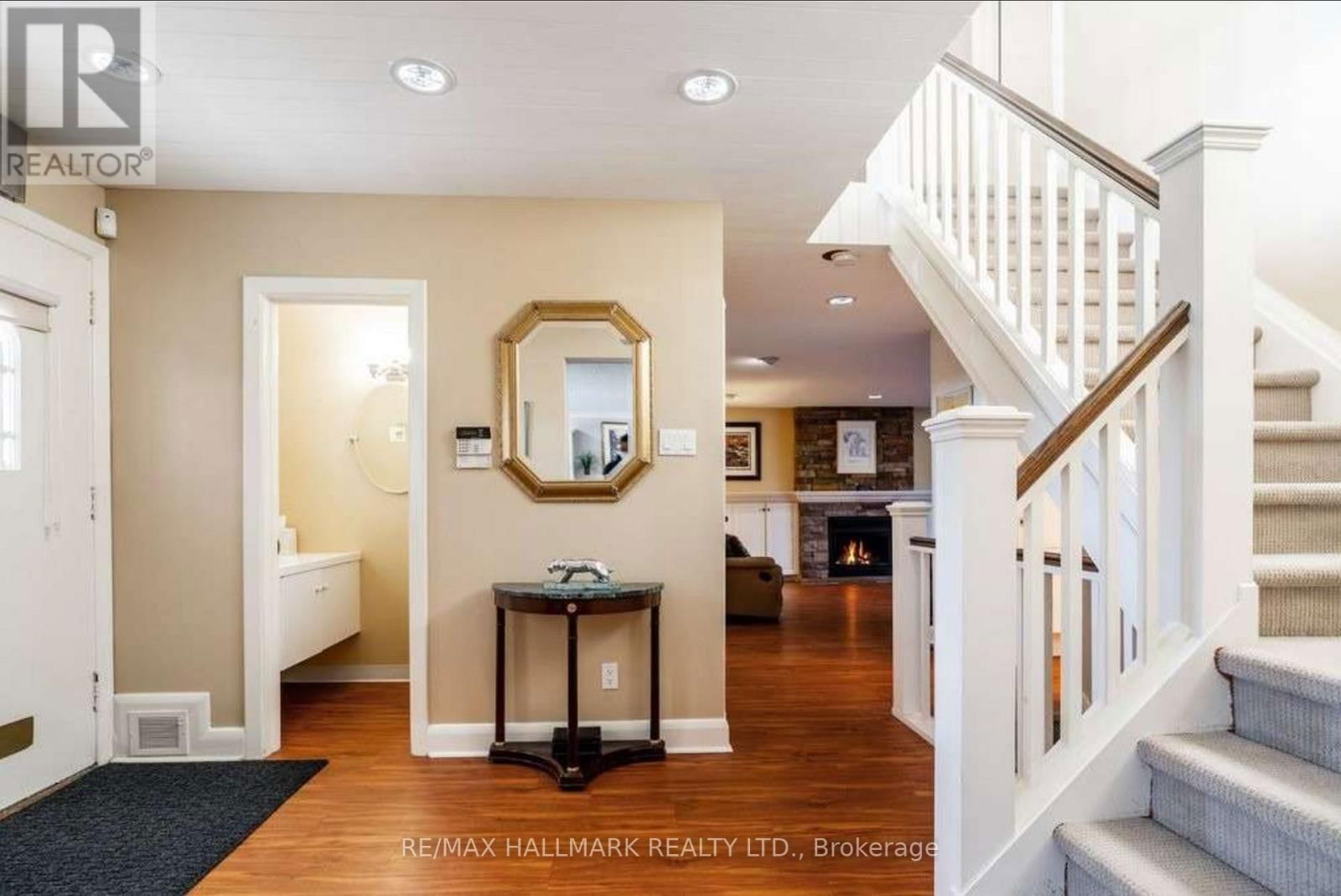 20 OWEN BOULEVARD Image 3