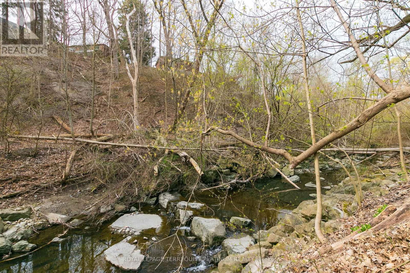 17 RAINBOW CREEKWAY Image 29