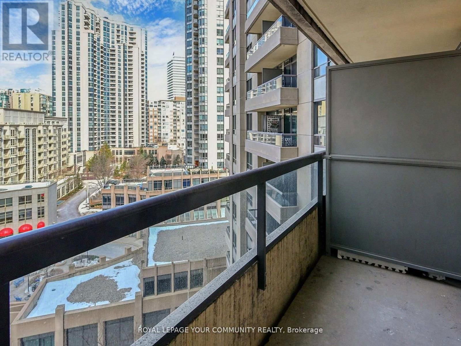 929 - 15 NORTHTOWN WAY Image 37