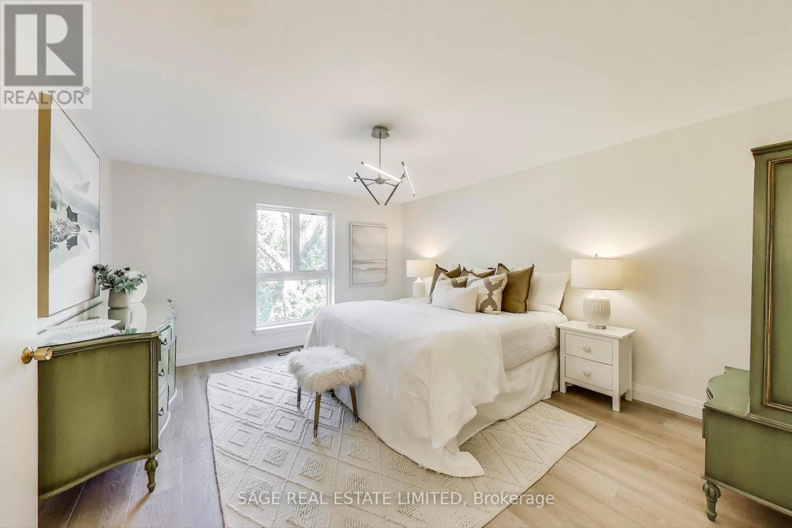 26 CRIMSON MILLWAY Image 13