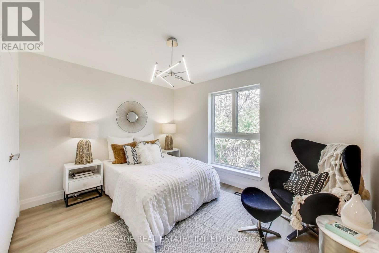 26 CRIMSON MILLWAY Image 20