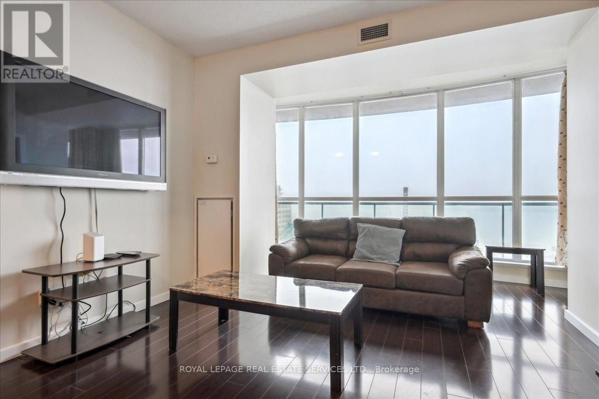 1007 - 218 QUEENS QUAY WEST Image 28