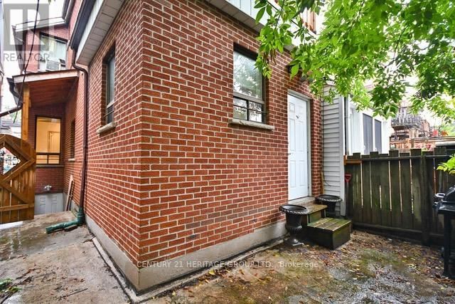 2 - 1007 BATHURST STREET Image 18
