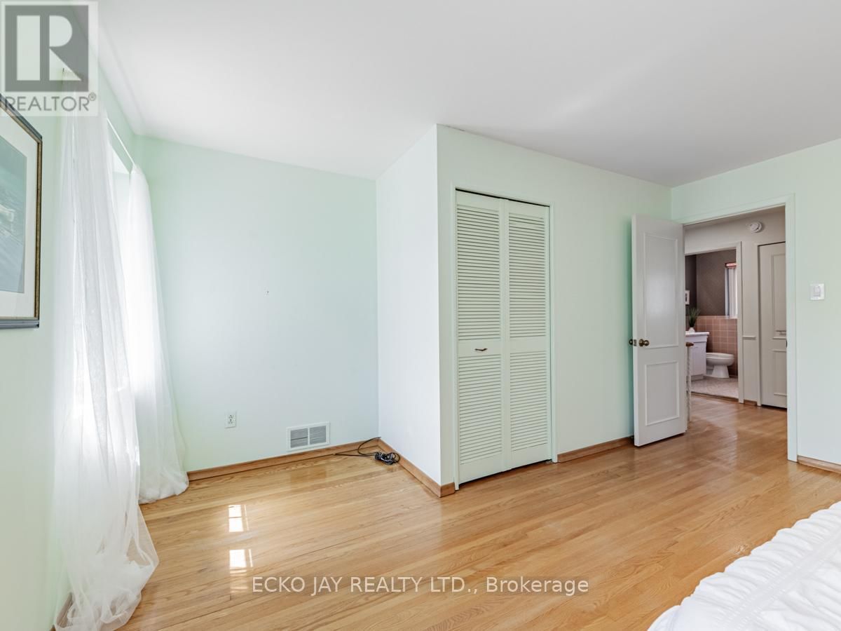 14 PARFIELD DRIVE Image 22