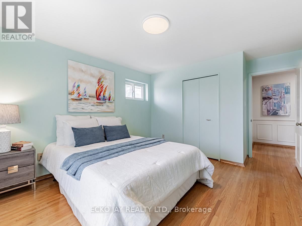 14 PARFIELD DRIVE Image 24