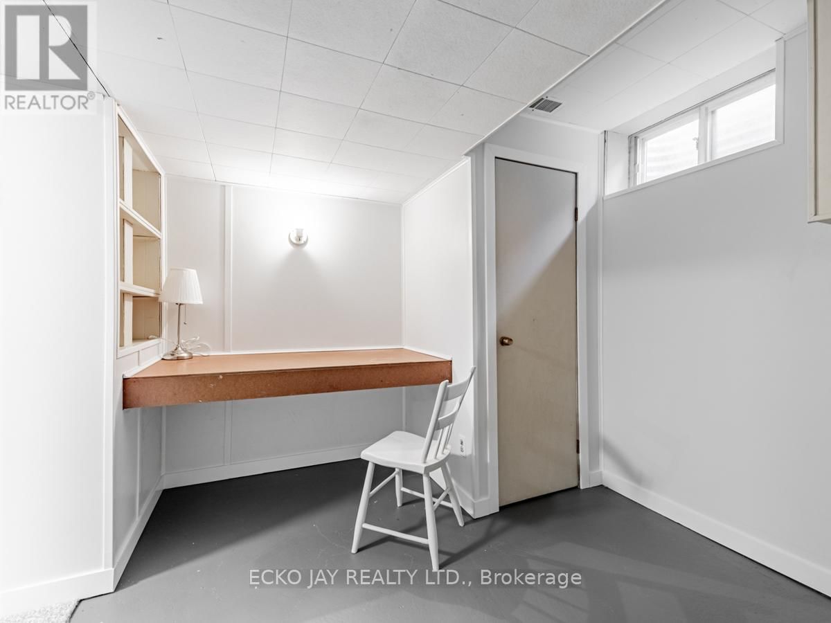 14 PARFIELD DRIVE Image 35