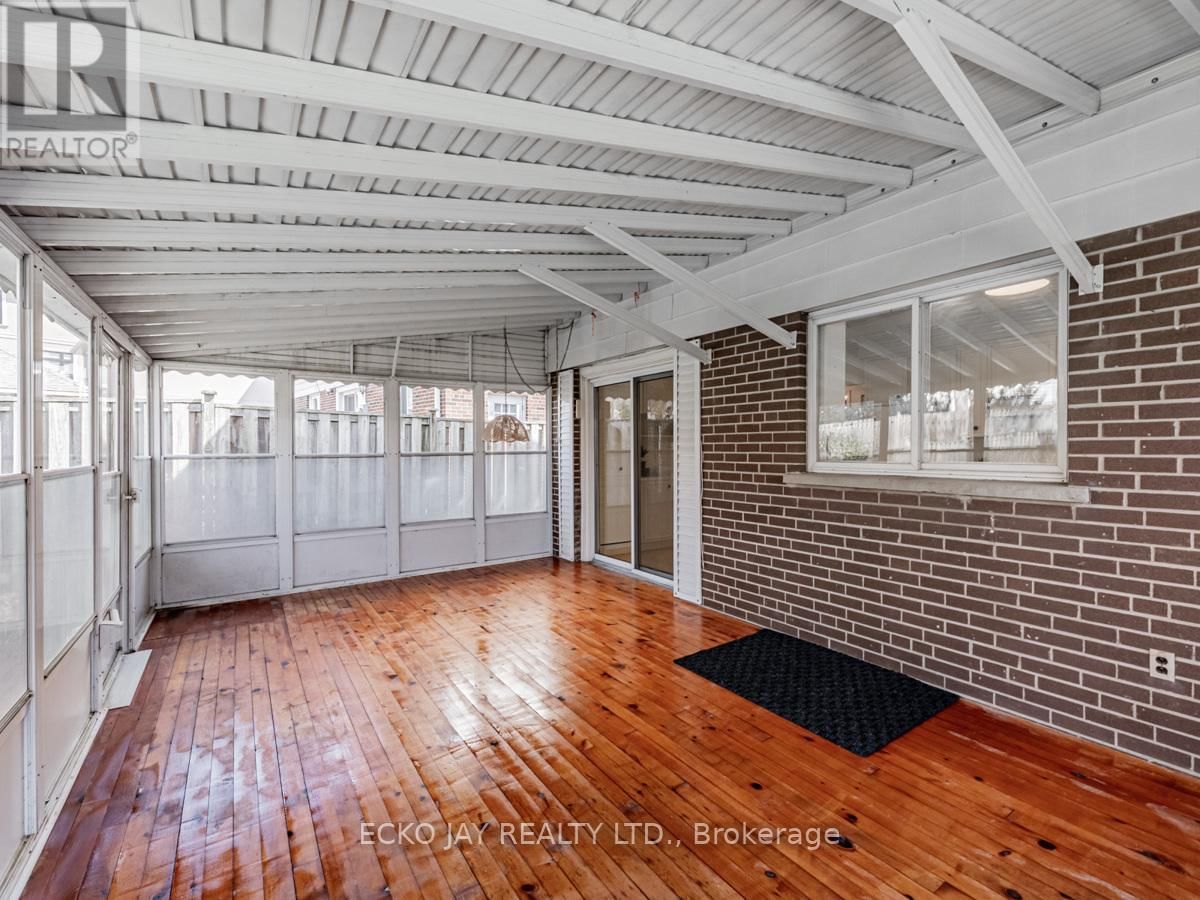 14 PARFIELD DRIVE Image 38