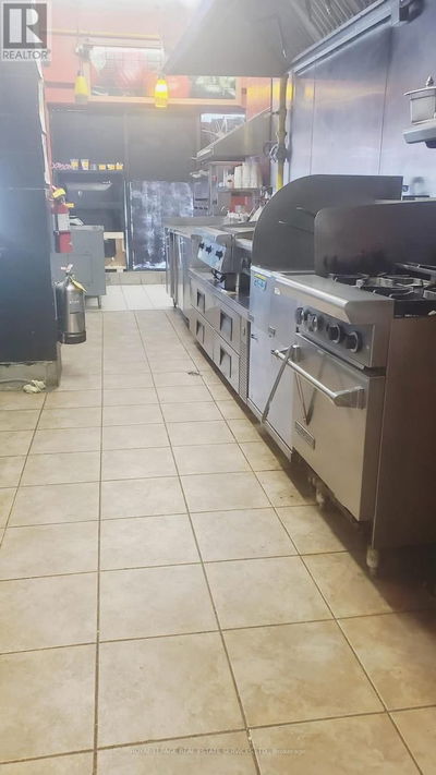 Commercial for Rent in Canada