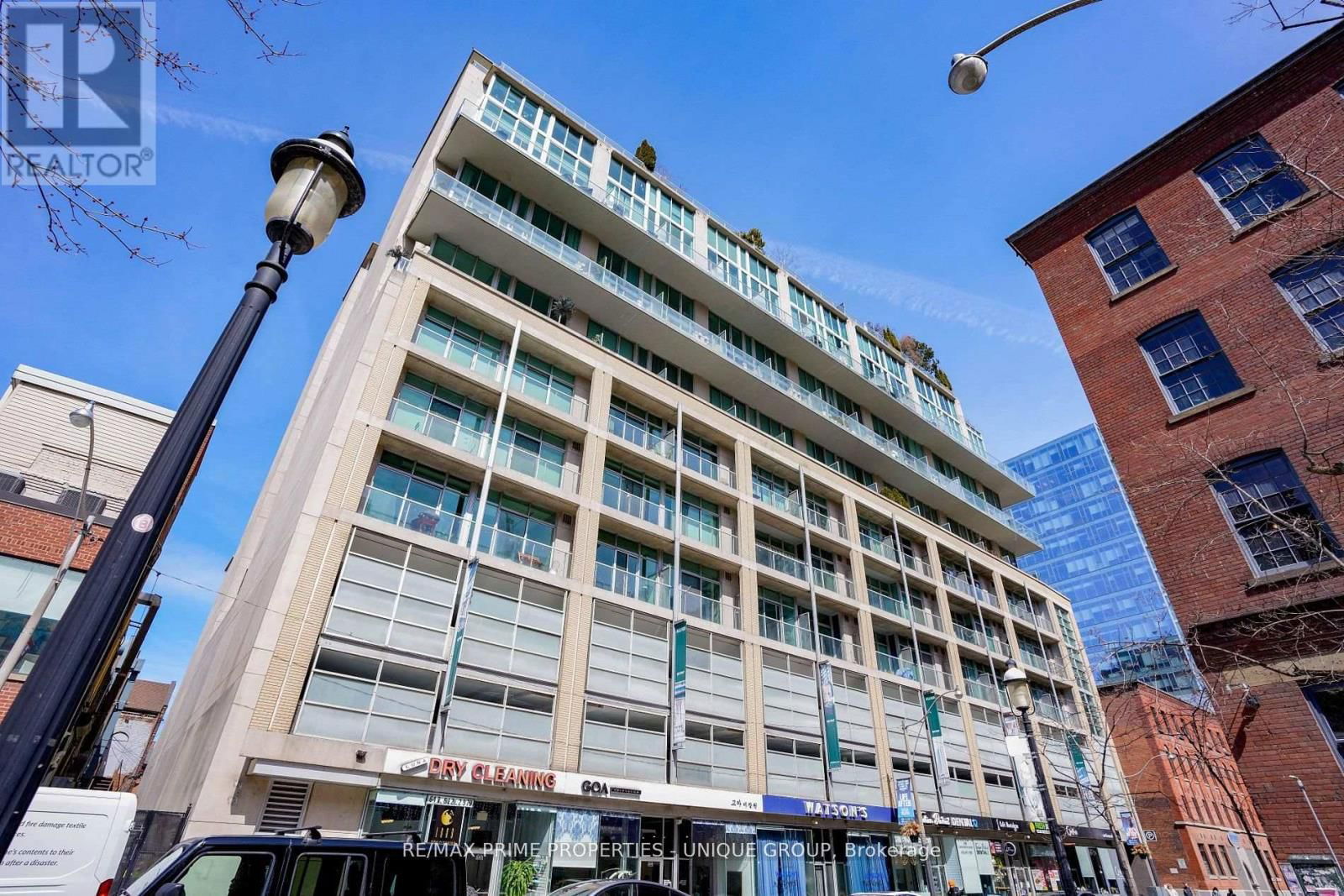 923 - 388 RICHMOND STREET WEST Image 1