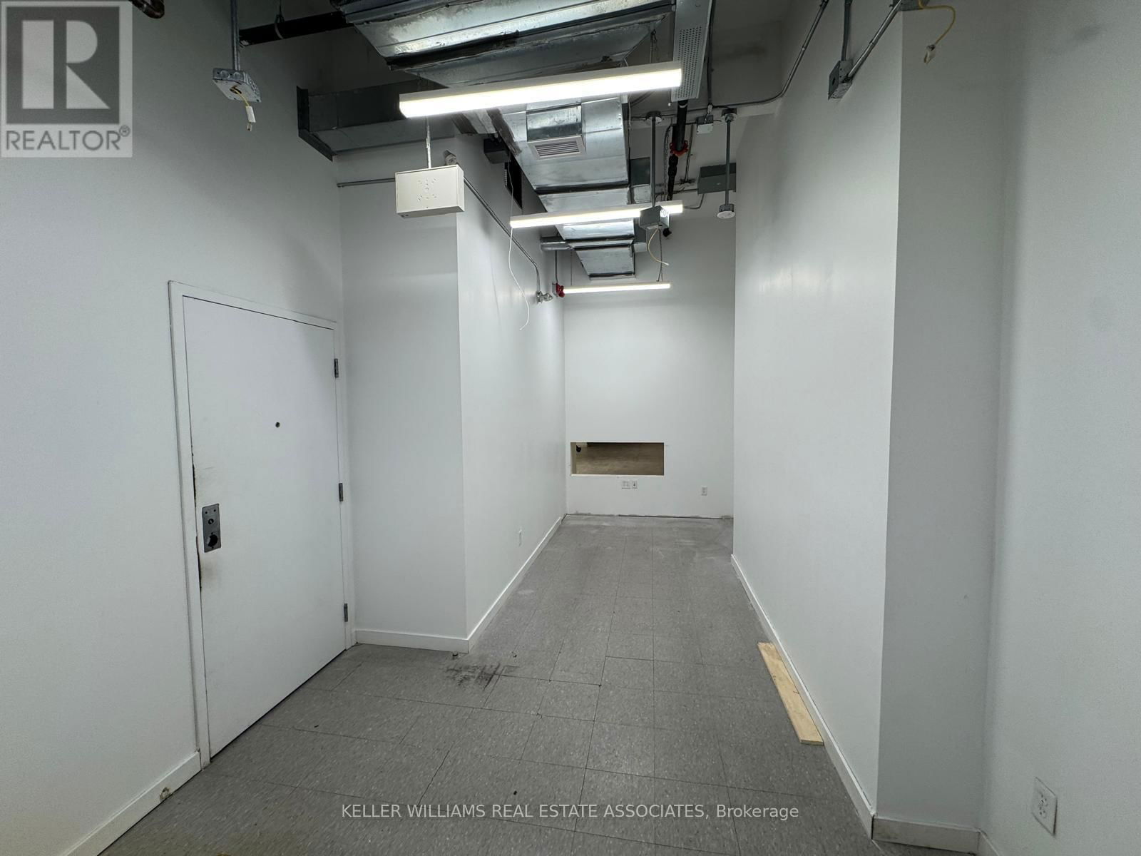 1180 QUEEN STREET WEST Image 4