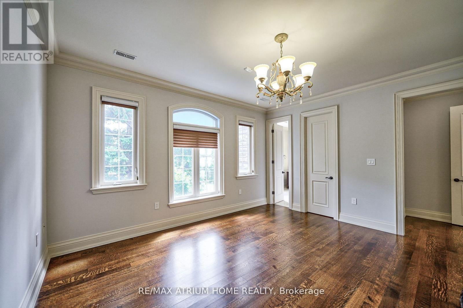 18 HEATHCOTE AVENUE Image 34