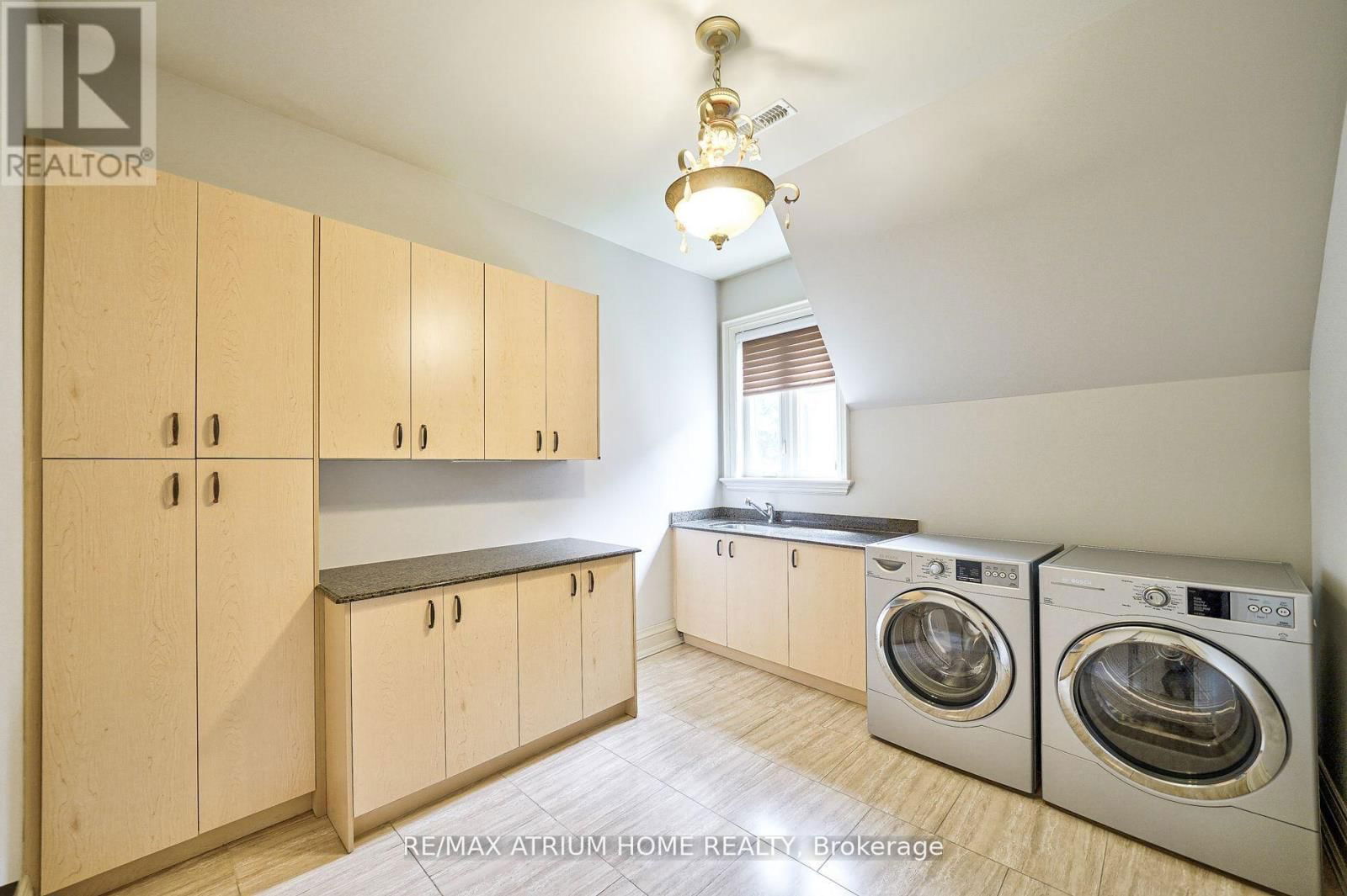 18 HEATHCOTE AVENUE Image 35