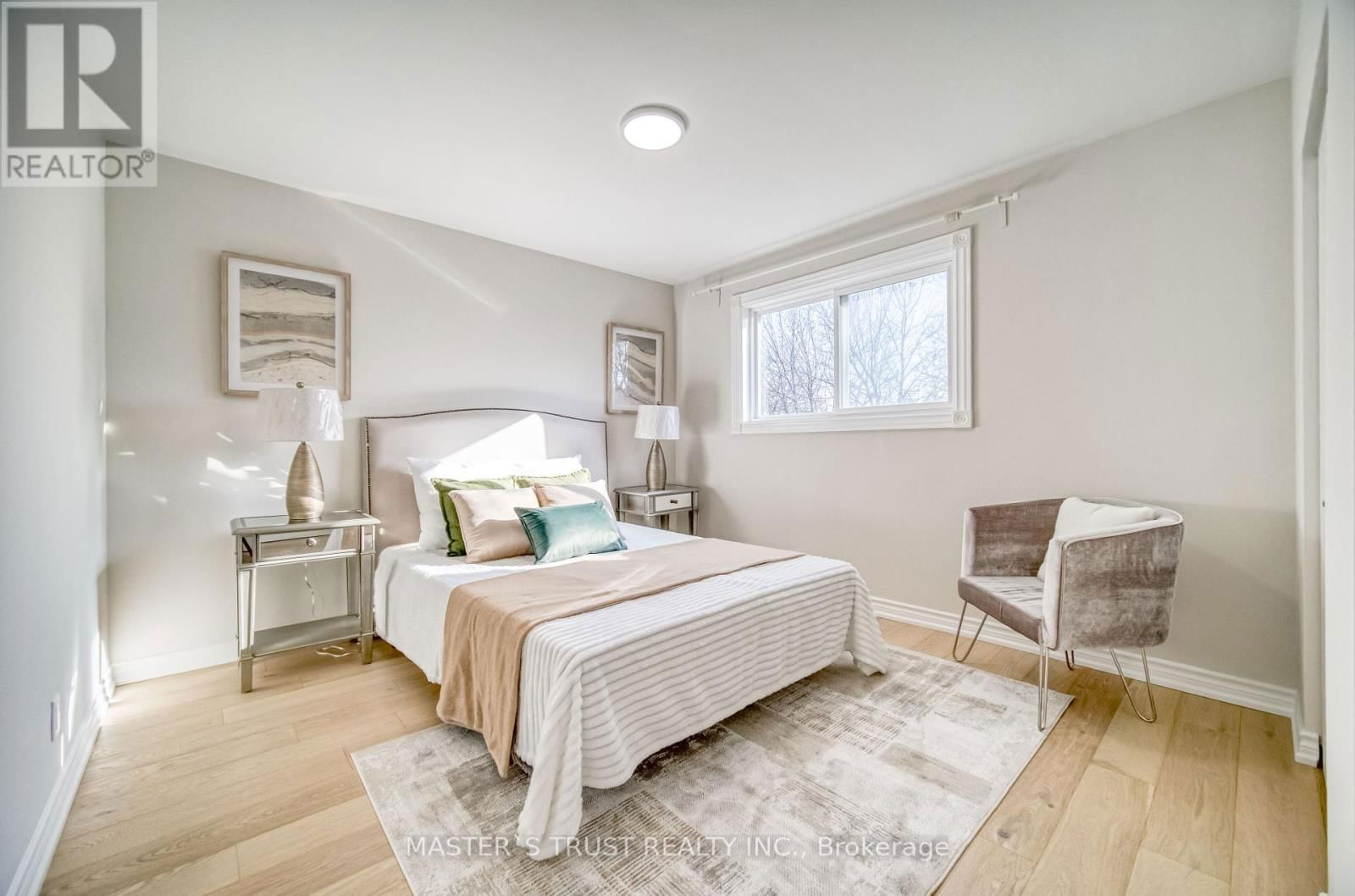 14 HOUSTON CRESCENT Image 17