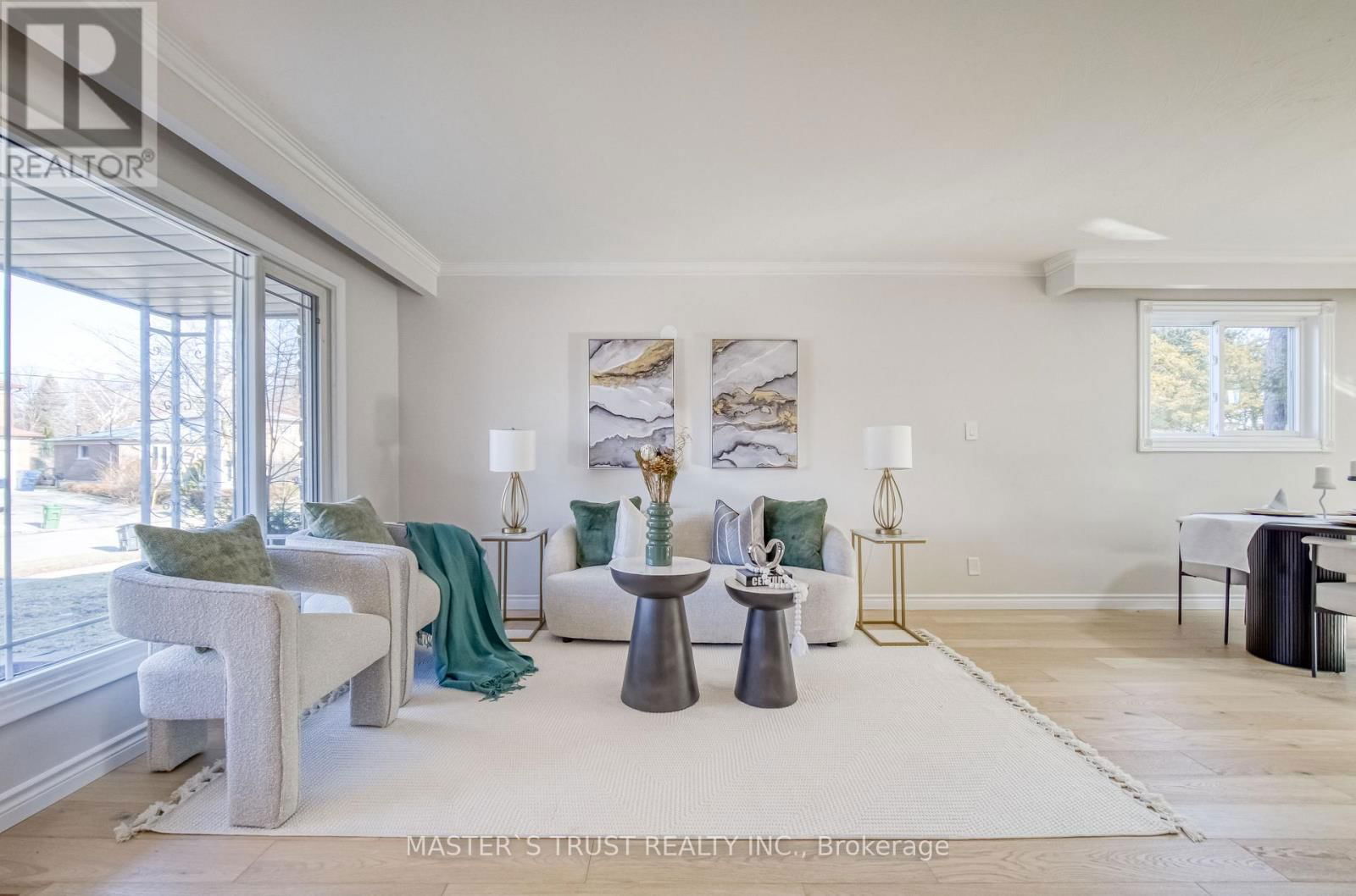 14 HOUSTON CRESCENT Image 8
