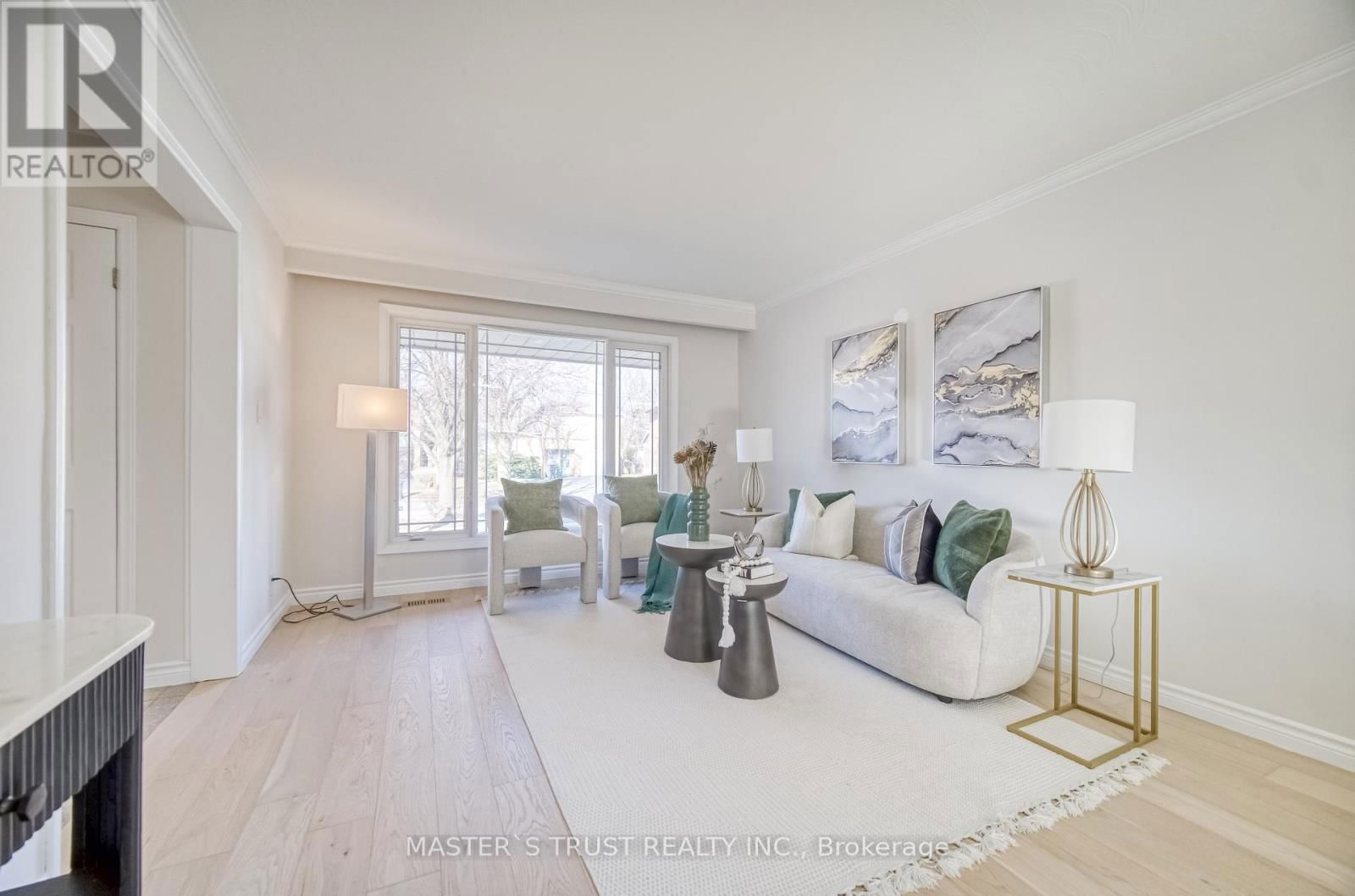 14 HOUSTON CRESCENT Image 9